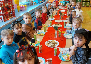 Bal karnawałowo – walentynkowy w grupie V.