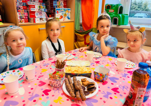 "Roztańczony karnawał" - bal w gr. XI