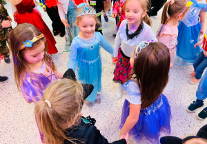 "Roztańczony karnawał" - bal w gr. XI