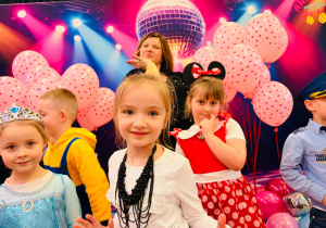 "Roztańczony karnawał" - bal w gr. XI