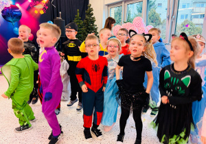 "Roztańczony karnawał" - bal w gr. XI