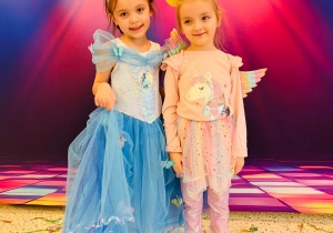 "Roztańczony karnawał" - bal w gr. XI