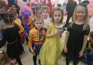 „Magiczny Bal Karnawałowo – Walentynkowy w Grupie IV”