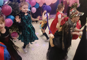 „Magiczny Bal Karnawałowo – Walentynkowy w Grupie IV”