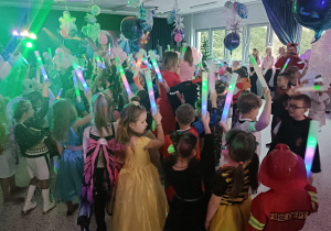 „Magiczny Bal Karnawałowo – Walentynkowy w Grupie IV”