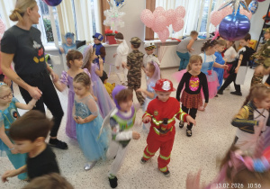 "Niech żyje bal!"- walentynkowy bal karnawałowy w gr. XII