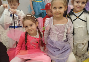 "Niech żyje bal!"- walentynkowy bal karnawałowy w gr. XII