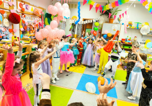 "Niech żyje bal!"- walentynkowy bal karnawałowy w gr. XII