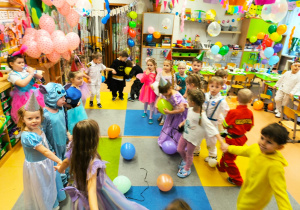 "Niech żyje bal!"- walentynkowy bal karnawałowy w gr. XII