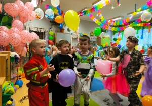 "Niech żyje bal!"- walentynkowy bal karnawałowy w gr. XII