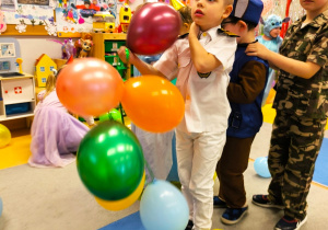 "Niech żyje bal!"- walentynkowy bal karnawałowy w gr. XII