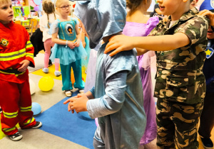 "Niech żyje bal!"- walentynkowy bal karnawałowy w gr. XII