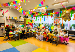 "Niech żyje bal!"- walentynkowy bal karnawałowy w gr. XII