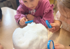 „Zima pełna magii” – projekt edukacyjny w gr. IV