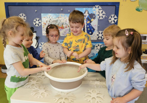 „Mali badacze zimy” – podsumowanie projektu w gr. I