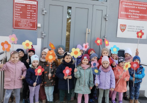 W bibliotece gościliśmy – wielki świat książek odkryliśmy - grupa X.