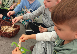 "Tajemnice prehistorycznego świata dinozaurów"-czyli projekt edukacyjny w grupie II