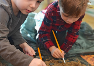 "Tajemnice prehistorycznego świata dinozaurów"-czyli projekt edukacyjny w grupie II