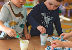 "Tajemnice prehistorycznego świata dinozaurów"-czyli projekt edukacyjny w grupie II