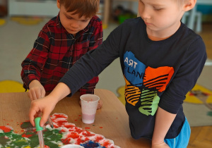 "Tajemnice prehistorycznego świata dinozaurów"-czyli projekt edukacyjny w grupie II
