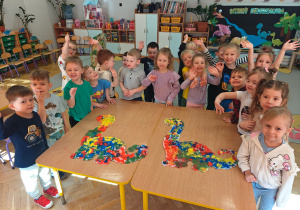 "Tajemnice prehistorycznego świata dinozaurów"-czyli projekt edukacyjny w grupie II