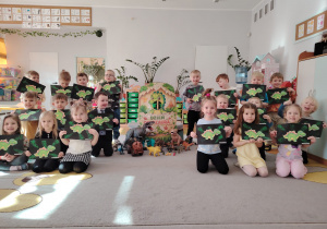 "Tajemnice prehistorycznego świata dinozaurów"-czyli projekt edukacyjny w grupie II