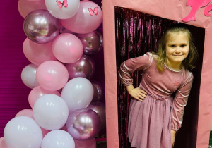 "Herbaciana niespodzianka"- Dzień Kobiet w gr. VI