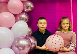 "Herbaciana niespodzianka"- Dzień Kobiet w gr. VI