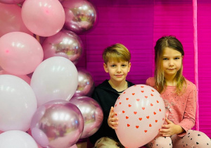 "Herbaciana niespodzianka"- Dzień Kobiet w gr. VI