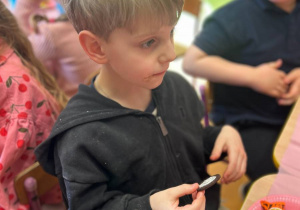 "Herbaciana niespodzianka"- Dzień Kobiet w gr. VI