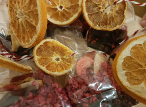 Zmysły i tradycja – Warsztaty herbaciane z okazji Dnia Kobiet w grupie IV