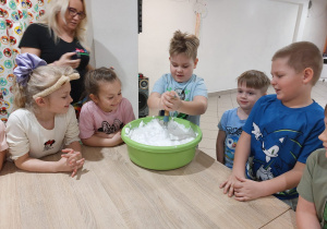 ,,Dzień Kobiet w sali animacyjnej BaJa” – grupa V