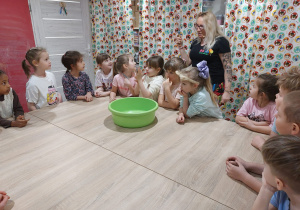 ,,Dzień Kobiet w sali animacyjnej BaJa” – grupa V