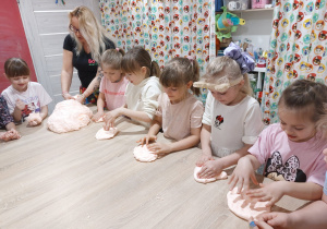 ,,Dzień Kobiet w sali animacyjnej BaJa” – grupa V