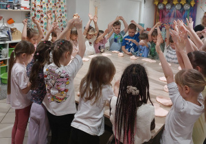 ,,Dzień Kobiet w sali animacyjnej BaJa” – grupa V