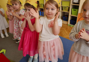 Dzień Kobiet w maluszkach- grupa I