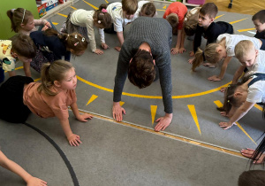 Kinezjologia Edukacyjna wg. Paula Dennisona- zajęcia koleżeńskie gr. IV i VI
