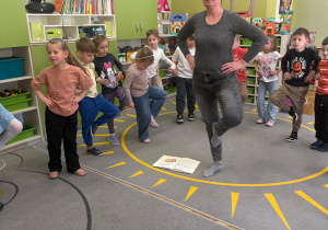 Kinezjologia Edukacyjna wg. Paula Dennisona- zajęcia koleżeńskie gr. IV i VI