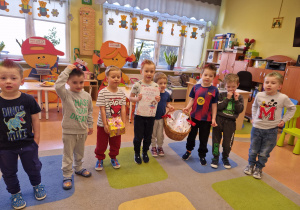 Salon pięknych fryzur w grupie X na DZIEŃ KOBIET