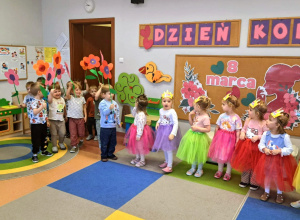 Dzień Kobiet w grupie IX