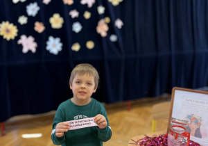"Słoik pozytywnych myśli"- Dzień Kobiet w grupie VII