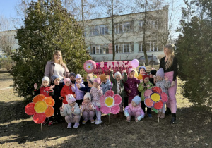 "Słoik pozytywnych myśli"- Dzień Kobiet w grupie VII