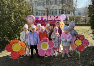 "Słoik pozytywnych myśli"- Dzień Kobiet w grupie VII