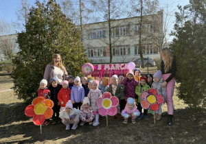 "Słoik pozytywnych myśli"- Dzień Kobiet w grupie VII
