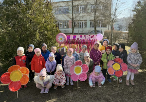 "Słoik pozytywnych myśli"- Dzień Kobiet w grupie VII