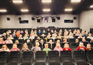 Wycieczka do kina Oskard- Projekt "Młode Horyzonty"