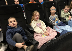 Wycieczka do kina Oskard- Projekt "Młode Horyzonty"