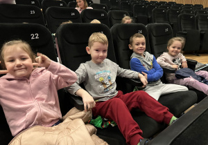 Wycieczka do kina Oskard- Projekt "Młode Horyzonty"