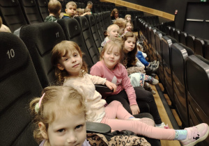 Wycieczka do kina Oskard- Projekt "Młode Horyzonty"