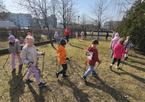 „Kijki w małych rączkach” – Nordic Walking dla przedszkolaków – gr. IV